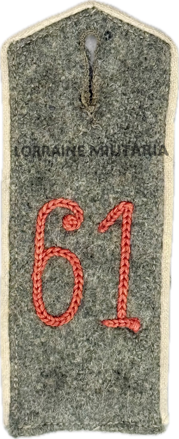 militaria : PATTE D'EPAULE MODELE 1915 DE BLUSE DU 61 IÈME REGIMENT D'INFANTERIE