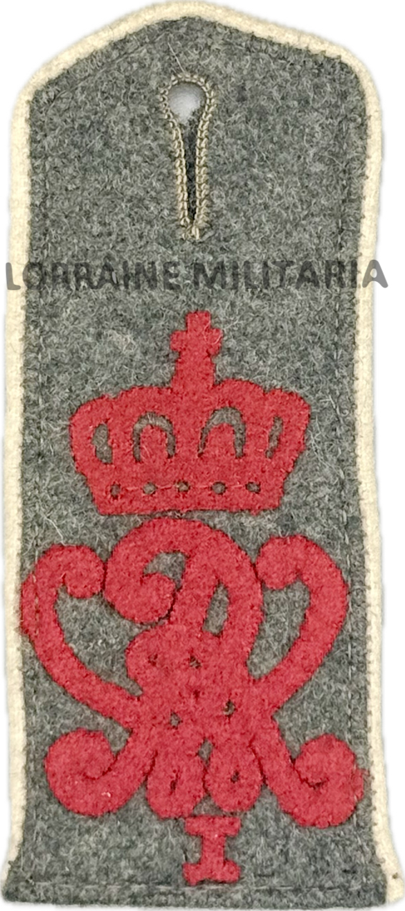 militaria : PATTE D'EPAULE MLE 1915 DE BLUSE MONOGRAMME DU 110 IEME REGIMENT DE GRENADIER BA