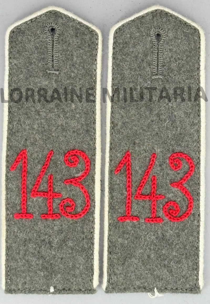militaria : PAIRE DE PATTES D'EPAULE MODELE 1915 TROUPES DU 143 ÈME RÉGIMENT D'INFANTERIE