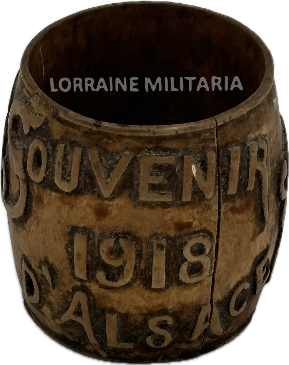 militaria : ROND DE SERVIETTE BOIS SCULPTE  SOUVENIR D'ALSACE 1918 TREFLE